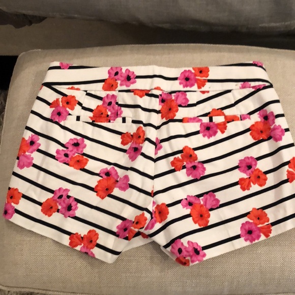 J Crew shorts. Size 0 - Picture 3 of 3
